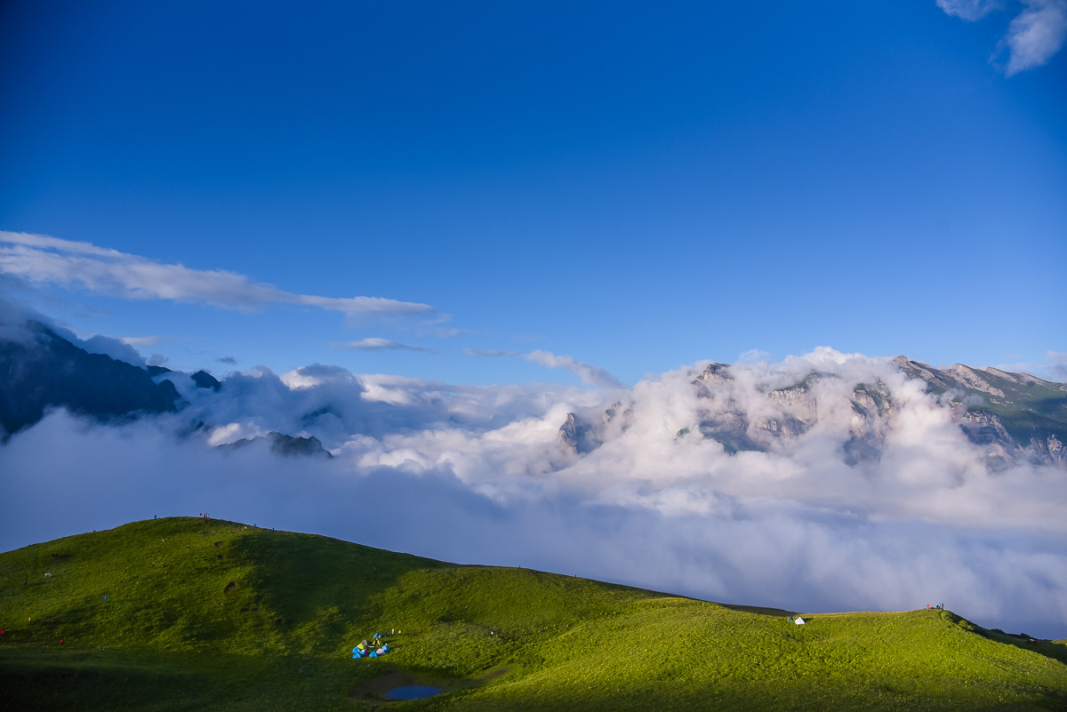 九顶山
